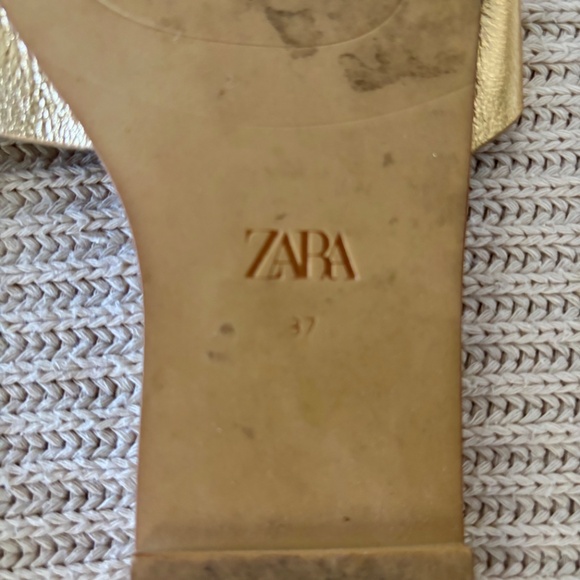 ZARA WOMENS GOLD SLIDE SANDAL - Picture 7 of 8